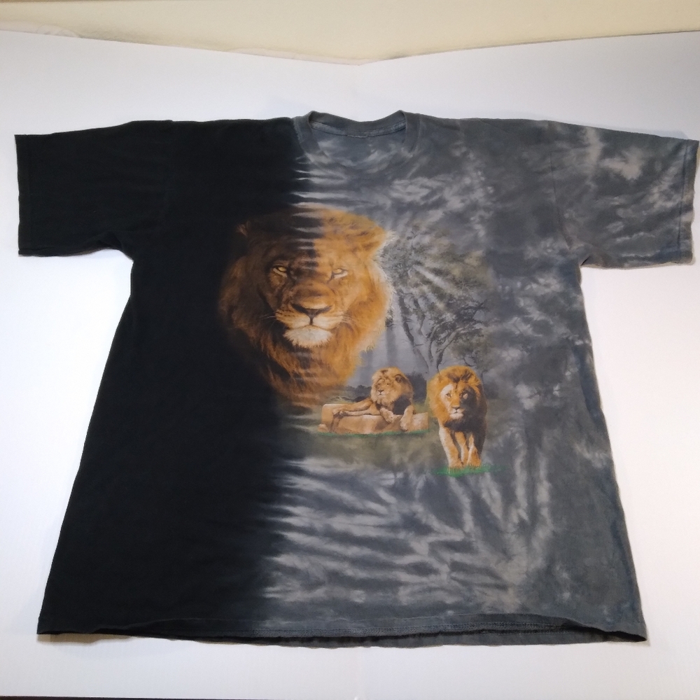 The Mountain Shirt Lions Sz XL